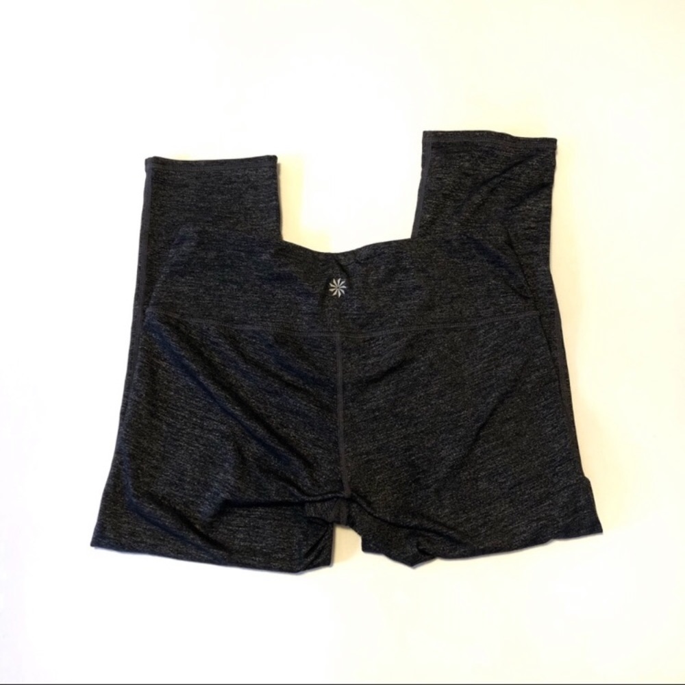 Athleta Black Capri Leggings sz S {171}